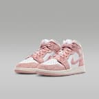 Air Jordan 1 Mid SE Big Kids' Shoes