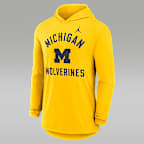 Playera de manga larga universitaria marca Jordan Dri-FIT con gorro para hombre Michigan Campus Arch