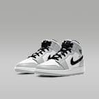 Jordan 1 Mid Older Kids' Shoes
