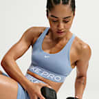 Nike Pro 365 Women's Light-Support Non-Padded Sports Bra