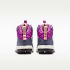 Botas para niños grandes con detalles reflejantes Nike Terrascout