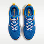 Tenis de correr en pavimento de la NFL para hombre Nike Vomero 18 (Los Angeles Chargers)