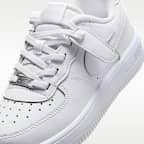 Nike Force 1 Low EasyOn Younger Kids' Shoes