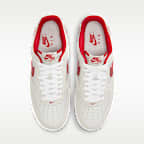 รองเท้าผู้ชาย Nike Air Force 1 '07 LV8