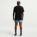 Nike Stride Aero-FIT 13 cm-es, belső rövidnadrággal bélelt férfi futórövidnadrág