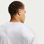 Nike Men's T-Shirt