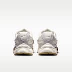 Nike V5 RNR Zapatillas con detalles de diseño reflectante - Mujer