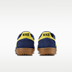 Scarpa Nike Field General – Donna