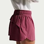 Shorts de correr Repel Dri-FIT de tiro medio de 18 cm para niña Nike MAVN