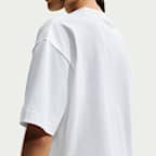 T-shirt oversize court moderne Nike Sportswear pour femme
