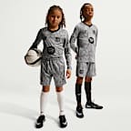 F.C. Barcelona 2026/27 Stadium Away Goalkeeper Older Kids' Kobe Dri-FIT Football Replica Shorts
