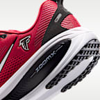 Tenis de correr en pavimento de la NFL para hombre Nike Vomero 18 (Atlanta Falcons)