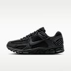 Nike Zoom Vomero 5 SE Men's Shoes with Reflective Accents