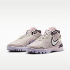 Tenis de básquetbol LeBron NXXT Genisus