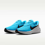 Nike Revolution 8 EasyOn Men's Road Running Shoes