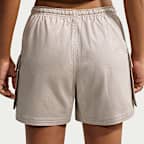 Nike Sportswear Women's Loose Mid-Rise Woven Cargo Shorts