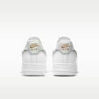 ナイキ エア フォース 1 '07 エッセンシャル ウィメンズシューズ