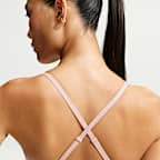 Αθλητικός στηθόδεσμος ελαφριάς στήριξης με ενίσχυση και πολυμορφική σχεδίαση Nike Alate Minimalist