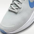 Nike Revolution 7 Tenis de correr en pavimento para mujer