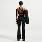 Leggings de tiro alto acampanados para mujer Nike Zenvy