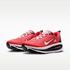 Tenis de correr en pavimento para hombre Nike College Vomero 18 (Ohio State)