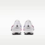 Fotbollssko för vått gräs Nike Tiempo Maestro Academy med lågt skaft