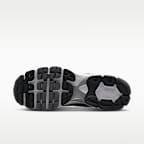 Nike Air Max Moto 2K Men's Shoes