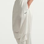 나이키 스포츠웨어 여성 미드라이즈 경량 UV 팬츠