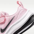 รองเท้าเด็กเล็ก Nike Star Runner 3