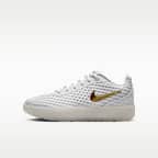 LeBron Witness X Older Kids' Basketball Shoes