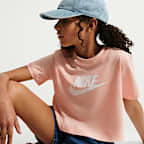 Nike Sportswear rövid szabású póló nagyobb gyerekeknek (lányok)