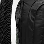 Nike Sportswear Essentials Sling Bag (8L)