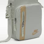 Nike Premium Cross-Body Bag (4L)