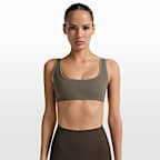 NikeSKIMS Ribbed Seamless Women's Micro-Scoop Bra