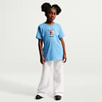 Playera para niños talla grande Nike Sportswear