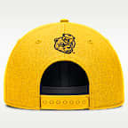 Gorra universitaria Nike Dri-FIT ajustable y con estructura A-Frame para hombre Michigan Legacy Letter & Location Rise