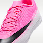 Tacos de futbol para cancha cubierta de corte low Nike Mercurial Vapor 17 Club