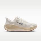 รองเท้าวิ่งโร้ดรันนิ่งผู้ชาย Nike Vomero Plus