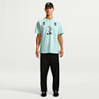 เสื้อยืดผู้ชาย Nike Sportswear Premium Essentials