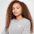 Sweat ample à col ras-du-cou Nike Sportswear Club Fleece pour fille