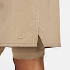 Shorts versátiles Dri-FIT de 18 cm 2 en 1 para hombre Nike Unlimited