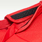 Nike Academy Team futballedzőtáska (nagy méret, 95 l)