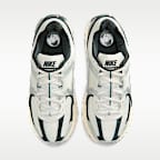 Nike Zoom Vomero 5 Women's Shoes with Reflective Accents