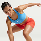 Nike Swoosh Medium Support sports-BH med innlegg til dame