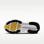 Tenis de correr en pavimento para hombre Nike College Vomero 18 (Michigan)