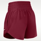 Shorts universitarios Nike Dri-FIT para mujer Alabama Primary Logo One