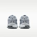 나이키 에어맥스 모토 2K 반사 디자인 액센트 여성 신발