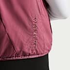Chaleco STORM-FIT para niña Nike Mavn