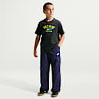 Playera para niños talla grande Nike Sportswear