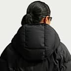 Nike Sportswear Windpuffer Storm-FIT dunparkas med hette og ledig passform til dame